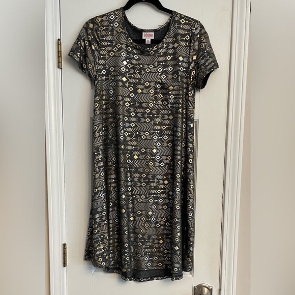 NWOT LuLaRoe Elegant Carly Swing Dress Size XS Fits 2 to 8 - Picture 2 of 9